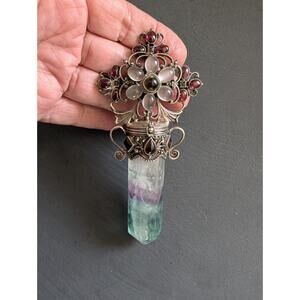 Vintage Florite Point Box Pendant with Ornate Floral Focal Signed